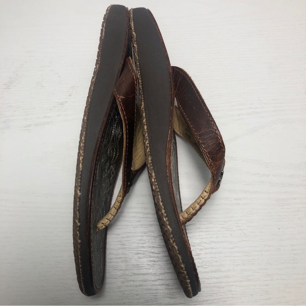 Olukai Paniolo Shoes Womens Size 7 Brown Leather Flip Flop Sandals Embroidered - Picture 2 of 7